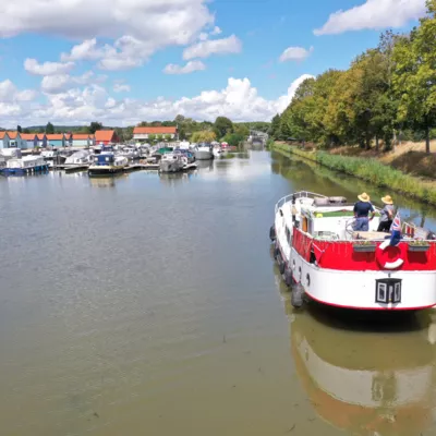 Le port de Decize © Département de la Nièvre, Johan Boulet