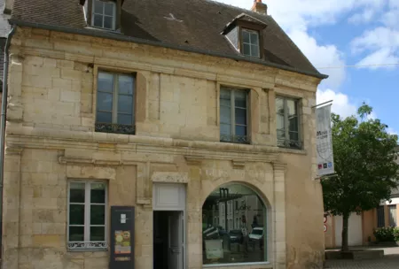 Musée de la Loire - Extérieur - Façade principale