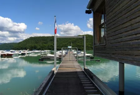 Port de plaisance du Meix. Vouglans 39