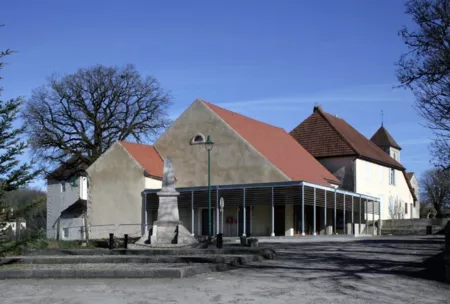 Salle culturelle, Courtefontaine (39)