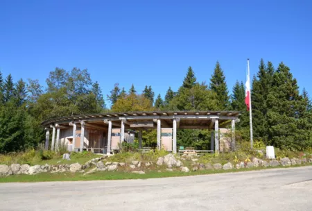 Mémorial La Borne au Lion, La Pesse (39)